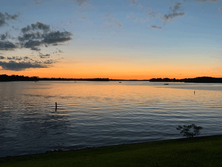lac-la-belle-lake