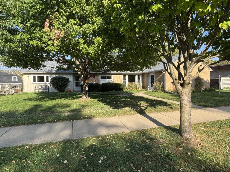 featured-listing-646-summit-avenue